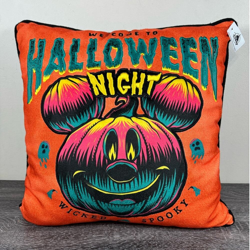 Disney Parks Halloween Night Mickey Pumpkin Throw Pillow Orange Black 18x18 NWT